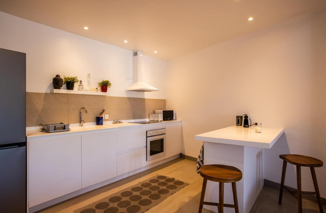 Stunning New Apartment With View Of Orient Bay Quarter of Orleans Kültér fotó